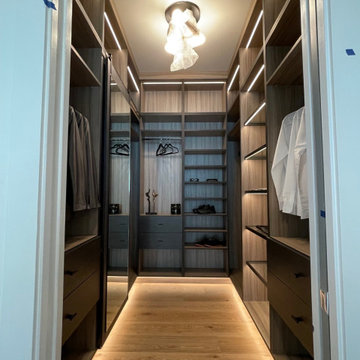 Walk-in Closet Designs