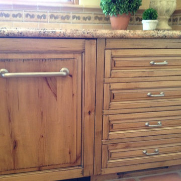 Distressed Knotty Alder