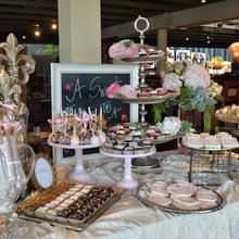 buffet tablescape fleur de lis