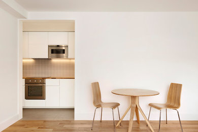 Modernes Wohnzimmer in London