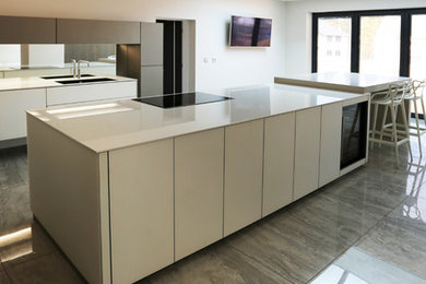 Elegant open space kitchen