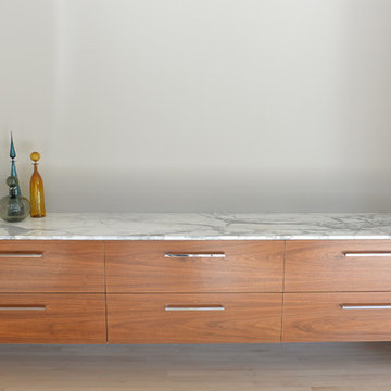Modern Kitchen and Bathroom