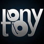Tony Toy's photo
