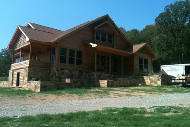 Example of a mountain style exterior home design in Little Rock