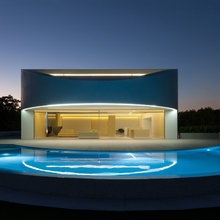 Casas Houzz: Una vivienda de líneas futuristas que redefine el paisaje