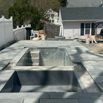 Our professionals are ready to offer you our service, contact us: +1 914-906-924