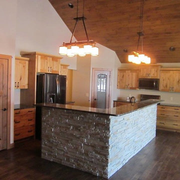 Cabin Living & Vacation Homes