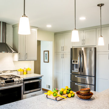 Versatile Kitchen - Refrigerator and Cabinets