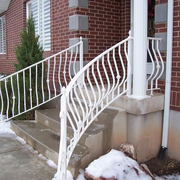 Caledonia Belly Railing