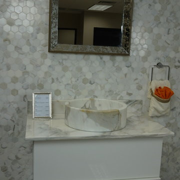 Calacatta Gold Bathroom Setup