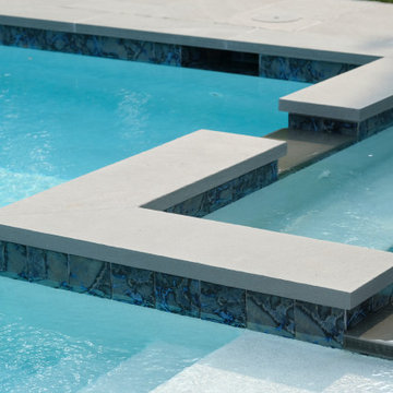 Highland Park Pool, Interior Hot Tub