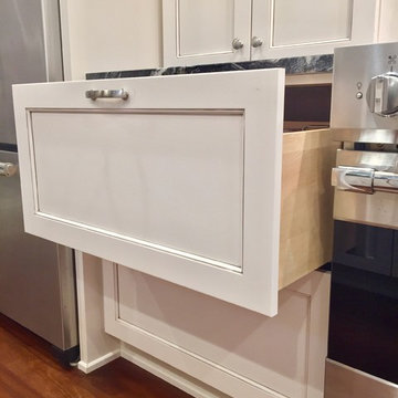 Deep Drawers providing plenty of storage
