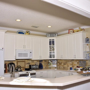 Mandarin Cased Openings And Crown Molding