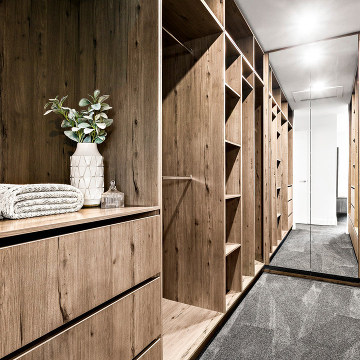 75 Beautiful Small Walkin Wardrobe Ideas & Designs February 2023 Houzz AU