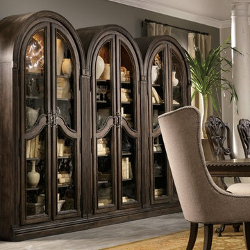 Hooker Furniture Rhapsody Bunching Curio