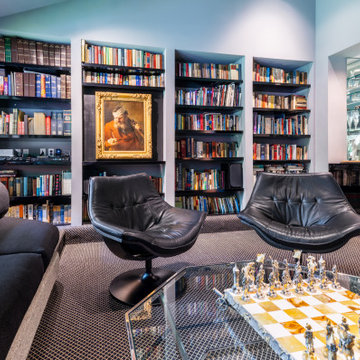 Contemporary Private Home with Extensive Art Collection