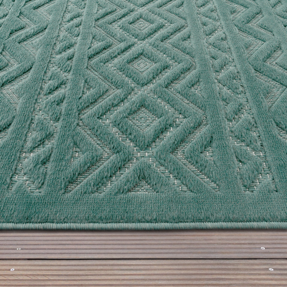 Indoor & Outdoor Rug With Boho Pattern, 2'8