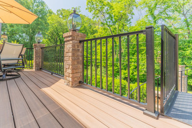 Deck photo in Charlotte