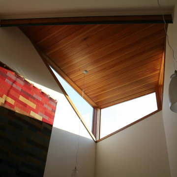 Light Monitor at Entry