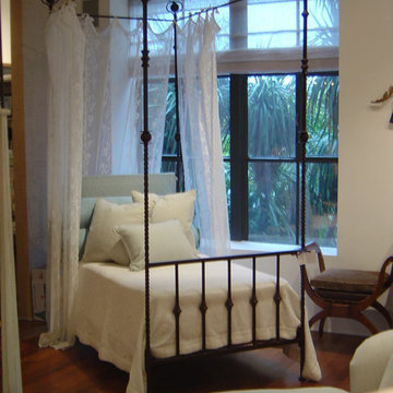 Barcelona Four Post Iron Bed in Arizona residence