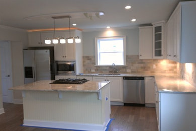 Inspiration for a beach style kitchen in Wilmington.