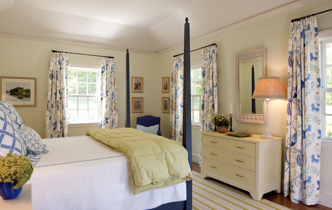 Traditional Bedroom by Su Casa Designs
