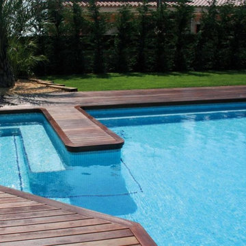 R11 Anti Slip Floor tiles - Blue Mosaic Tiles - Direct Tile Warehouse