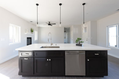 Inspiration for a craftsman kitchen remodel in Los Angeles