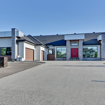Modern House Design - Front View