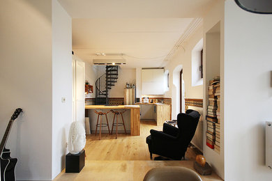 Eklektisches Wohnzimmer in Frankfurt am Main