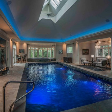 Mequon, WI Indoor Swimming Pool and Hot Tub