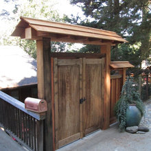 Fence gates