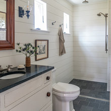 Island Retreat Bathroom #2