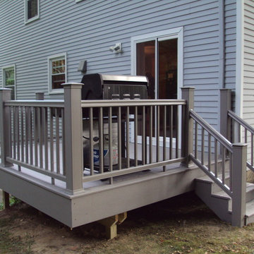 Composite Decking (River Rock Gray)