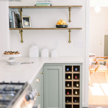 The Shabby-Chic Charmer
