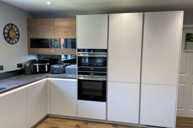 Photo of a modern kitchen in Manchester.