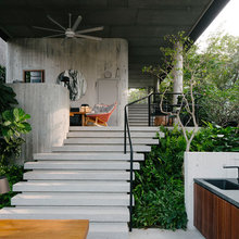 A Lush Singaporean House Takes the High Ground to Gain a Garden