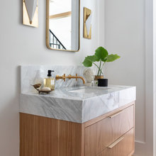 Guest Bath Off Kitchen