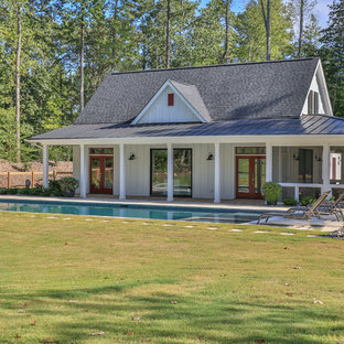 ローリーのカントリー風おしゃれなプールの写真