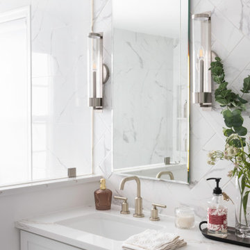 Bright and Modern Primary Bathroom
