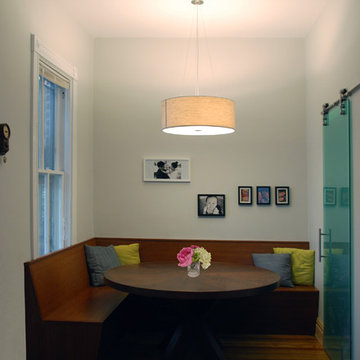 Informal dining banquette
