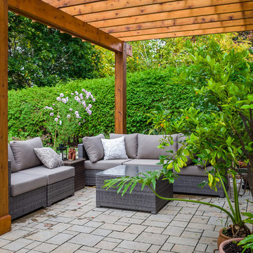 Casual Outdoor Living