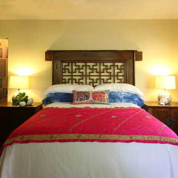 Bed - "Exercise de style", or how to change an entire room with beddings.