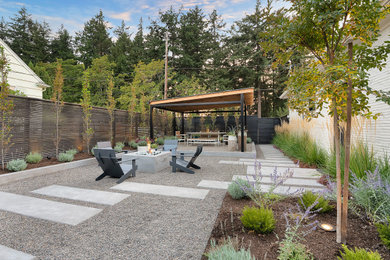 Patio - modern patio idea in Portland