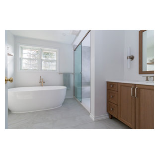 Traditional Interior Renovation - Grimsby - Traditional - Bathroom ...