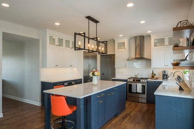 Trendy kitchen photo in Cedar Rapids