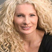 Kristine Mills's photo