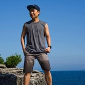Sam Kong's photo