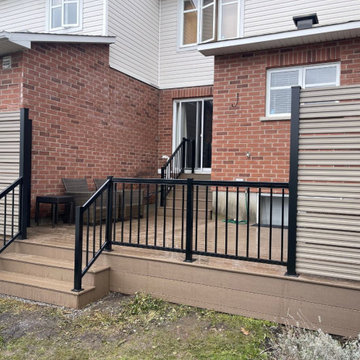 Picketing Deck Railing
