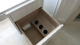 Style Drawer Powering Outlet by Docking Drawer